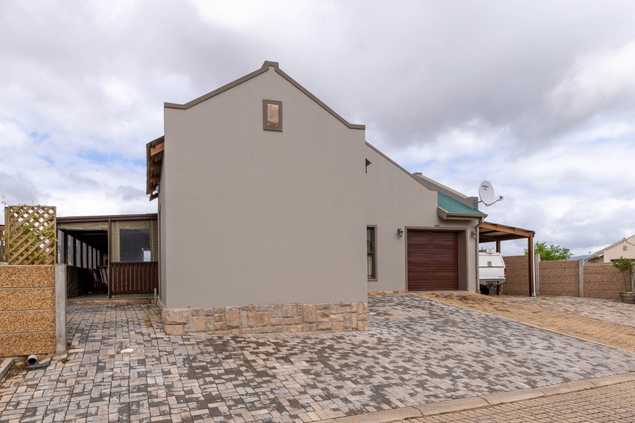 3 Bedroom Property for Sale in Riversdale Western Cape